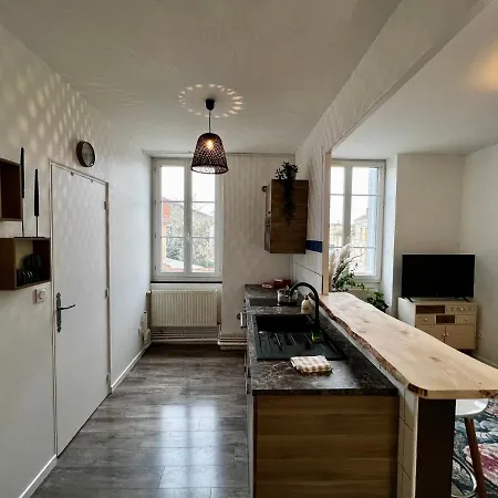 Apartment Sweet *